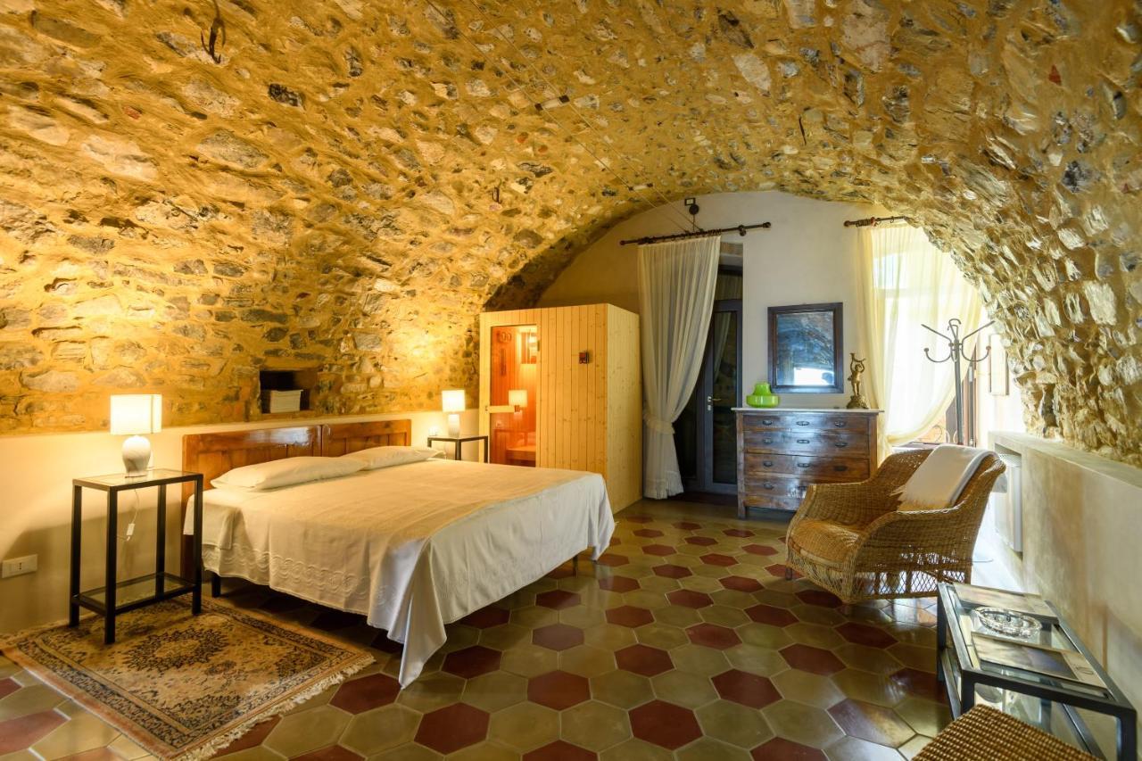In Riva Al Lago Di Iseo Residenza Loft Marone Exterior foto